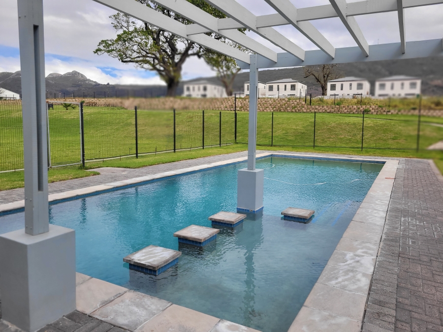 2 Bedroom Property for Sale in Honeydew Country Estate Western Cape